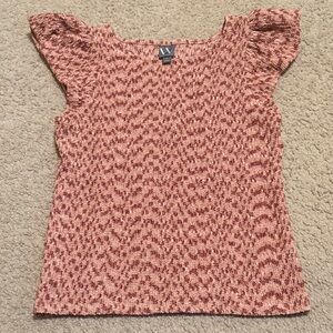 Stretchy ruffle cap sleeve top. Super comfortable textured material
